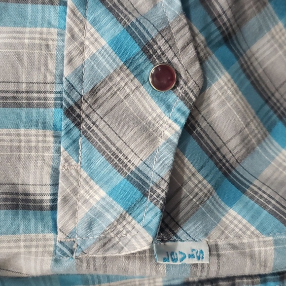 Levi's Vintage Men's Blue and Gray Snap Front/Pockets Plaid Shirt, Medium - Picture 4 of 6